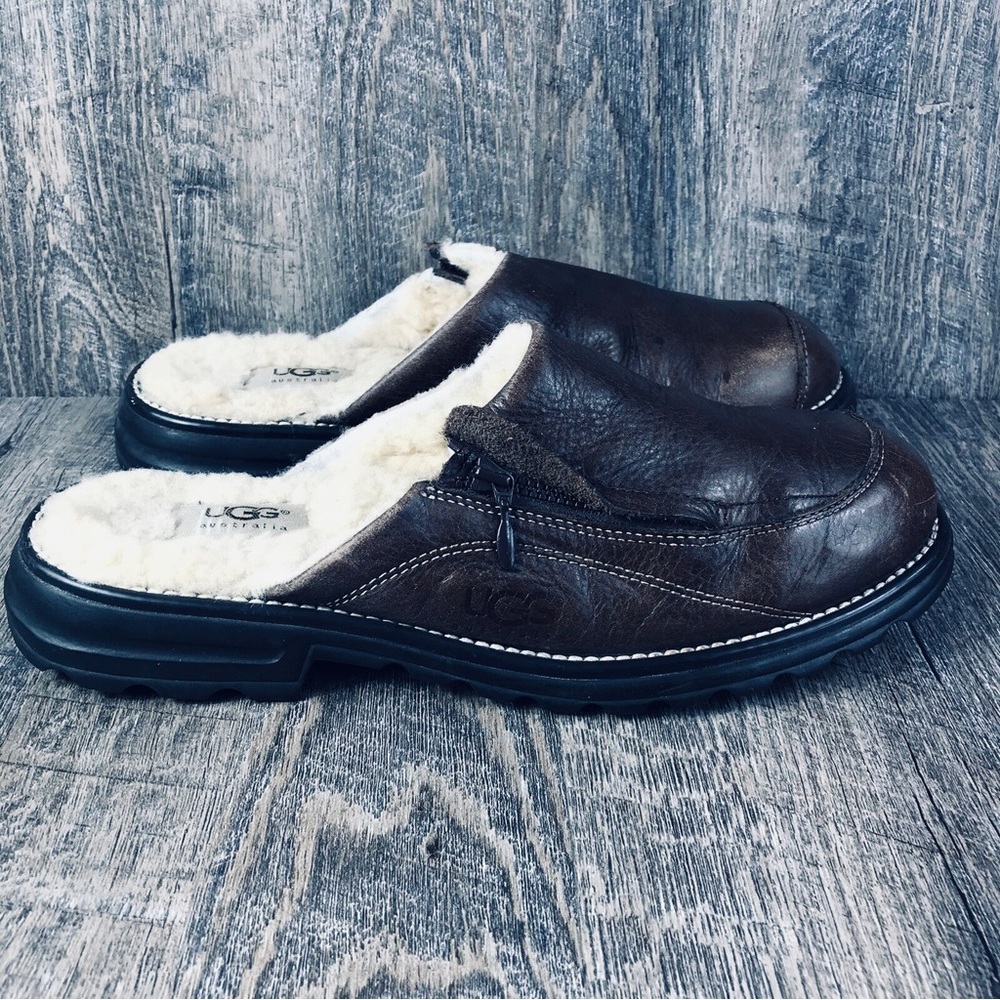 Dark Brown/Black Ugg Australia Slip On Zipper Leather Shoe Sandals Size 9